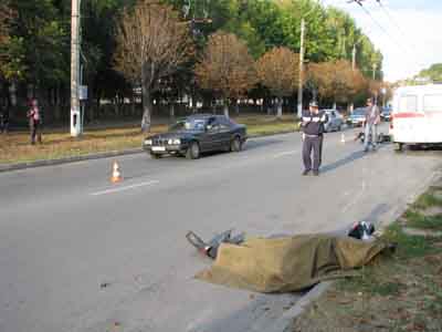 На Комарова загинув мотоцикліст