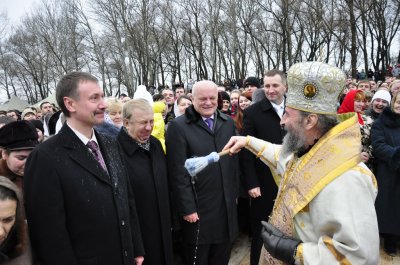 Освячення води у Пруті на Водохреще (фоторепортаж)