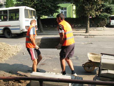 Вулицю Руську відремонтують за два тижні (ФОТО)