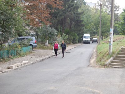 У Чернівцях відремонтують 17 міжбудинкових проїздів