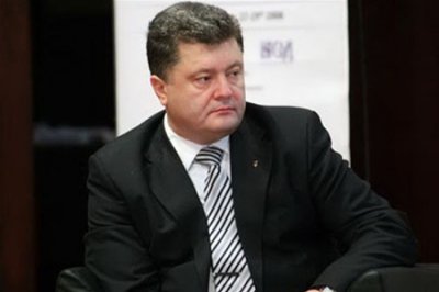 Нечесні вибори зроблять Україну у світі "прокаженою" - Порошенко