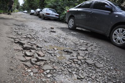 Вулицю Гаврилюка в Чернівцях не ремонтуватимуть цього року