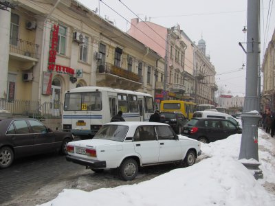 Через міністрів чернівчани поспізнювалися на роботу