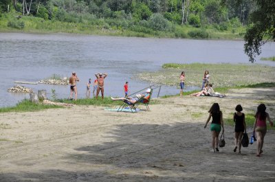 Чернівецьких дітей навчатимуть плаванню у Пруті