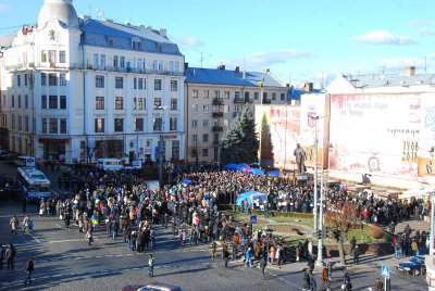 Мітинг в Чернівцях (фоторепортаж, відео)