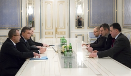 Янукович запропонував Яценюку посаду прем'єр-міністра