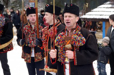 «Майдан» закликав чернівецький театр і філармонію не колядувати в регіоналів