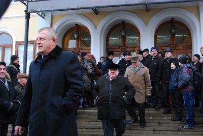 Буковинці влаштували для представників влади «коридор ганьби»