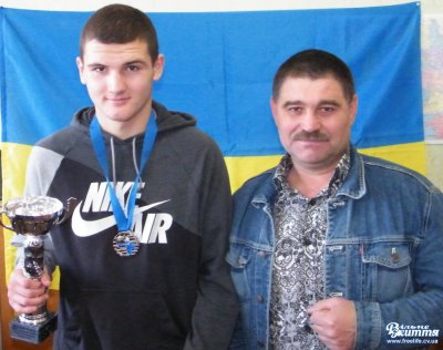 Буковинський боксер здобув "срібло" на чемпіонаті України