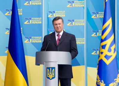 Янукович в усьому звинуватив опозицію