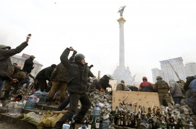 На Майдані активісти відбили штурм "Беркуту" і перейшли в наступ