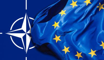 ЄС та НАТО розглядають дипломатичні шляхи розв’язання ситуації в Криму