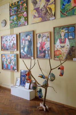 Діти Буковини представили у музеї дві сотні  художніх робіт