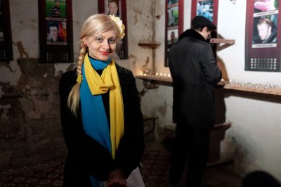 У Чернівцях на Арт-Майдані продавали "Верховний свинарник України"
