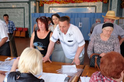 Як голосували люди в селах Буковини (фото)