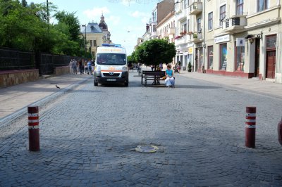 У Чернівцях "швидка" не могла потрапити до хворого через припарковане авто