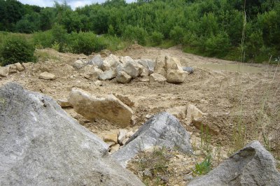 Прокуратура натрапила на Хотинщині на кілька стихійних кар’єрів