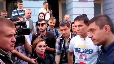 Активісти протестують проти зйомок російського фільму в Чернівцях (ВІДЕО)