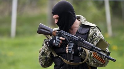 Тимчук: Російських вояків масово переодягають в «ополченців»