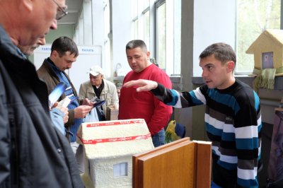 У Чернівцях відкрились дві виставки товарів для будівництва (ФОТО)