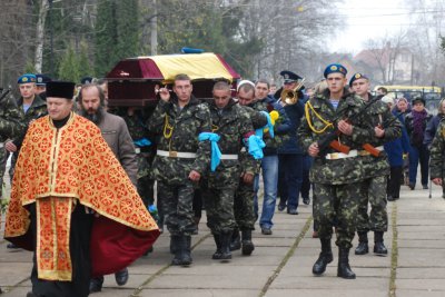 У Чернівцях похоронили військового Андрія Альошина (ФОТО)