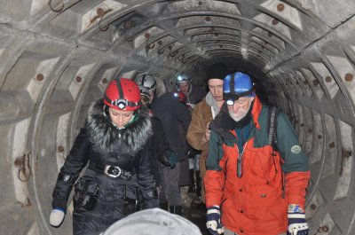 Чернівецьких журналістів провели новим підземним маршрутом міста (ФОТО)