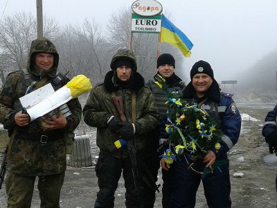 Чернівецькі освітяни передали в АТО теплий одяг (ФОТО)