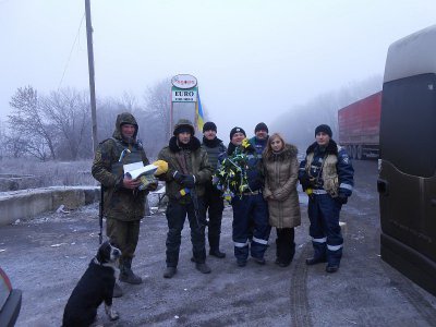 Чернівецькі освітяни передали в АТО теплий одяг (ФОТО)