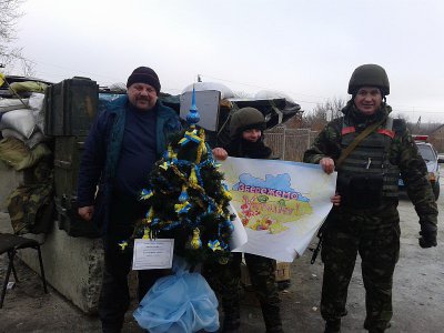 Чернівецькі освітяни передали в АТО теплий одяг (ФОТО)