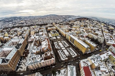 В Інтернеті розмістили вражаючі фото Чернівців з висоти пташиного польоту (ФОТО)