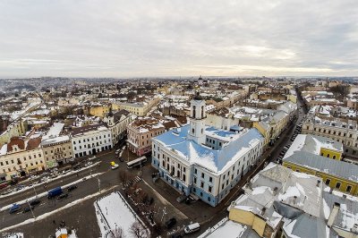 В Інтернеті розмістили вражаючі фото Чернівців з висоти пташиного польоту (ФОТО)