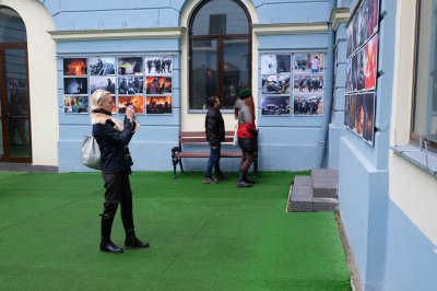 У Чернівцях відкрили фотовиставку, присвячену подіям на Майдані (ФОТО)