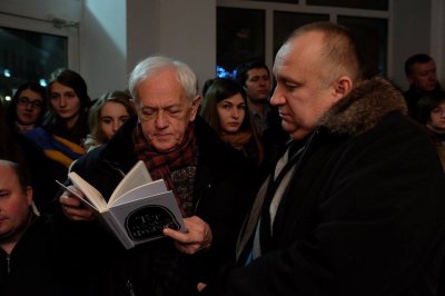Андрухович презентував чернівчанам "Фантомаса..." і поговорив на політичні теми (ФОТО)