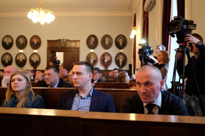 У Чернівцях депутати нарешті завершили сесію міськради (ФОТО)