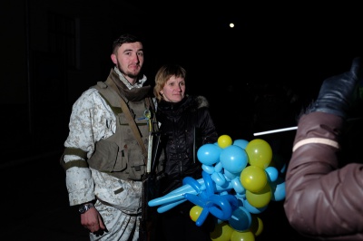 До Чернівців із зони АТО повернулась група бійців Нацгвардії (ФОТО)