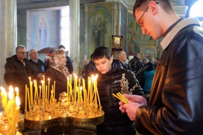 У церквах Чернівців освячують вербу (ФОТО)