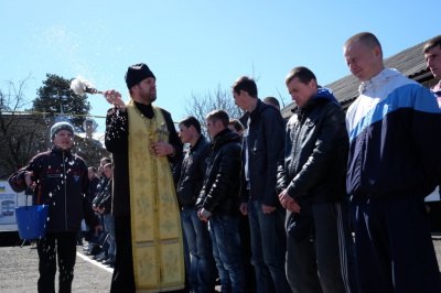 З Кіцманя на військову службу відправили перших буковинських строковиків (ФОТО)