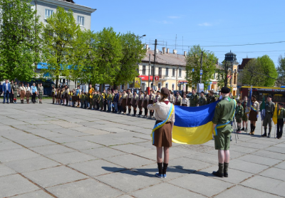 Пластуни марширували центром Чернівців і створили пластове містечко (ФОТО)
