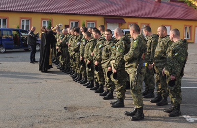 Ще одна група патрульних з Буковини вирушила в зону АТО (ФОТО)