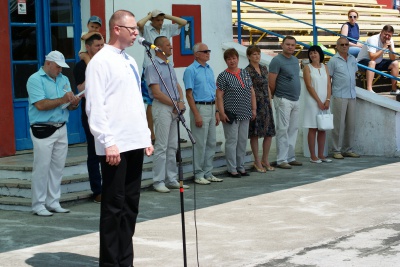 Буковинські чиновники пограли у футбол заради боротьби з корупцією (ФОТО)