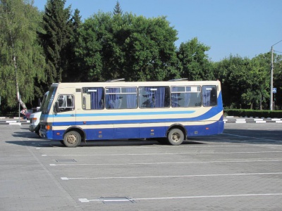 Керівник нового вокзалу в Чернівцях обіцяє, що "шанхаю" на автостанції не буде (ФОТО)