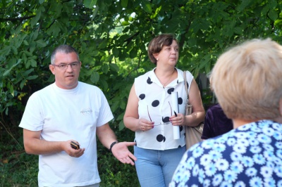 У Чернівцях люди протестують проти забудови, яка може завалити їхні будинки (ФОТО)