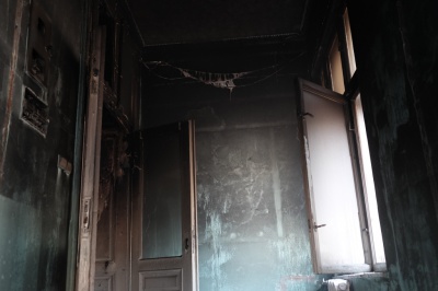 У Чернівцях горіла стара будівля, в якій знаходиться офіс "Свободи"