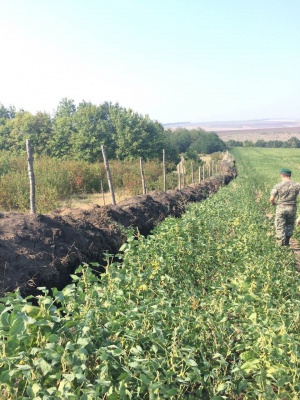 На Буковині виявили незаконний трубопровід для перекачки спирту