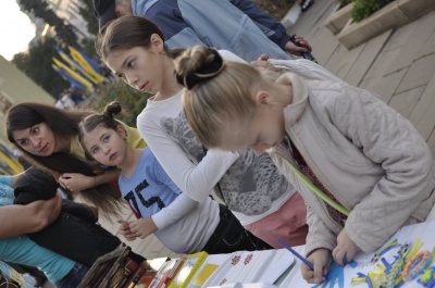 У Чернівцях на День міста працює волонтерське містечко (ФОТО)
