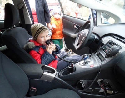 ДАІ навчало вихованців дитсадка у Чернівцях правилам дорожнього руху (ФОТО)