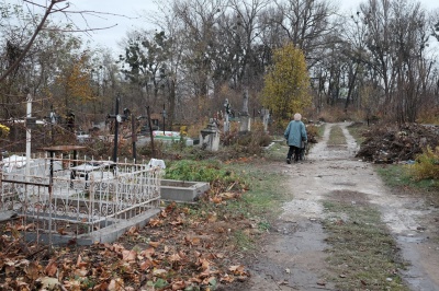З’явилися світлини з пожежі на історичному кладовищі Чернівців (ФОТО)