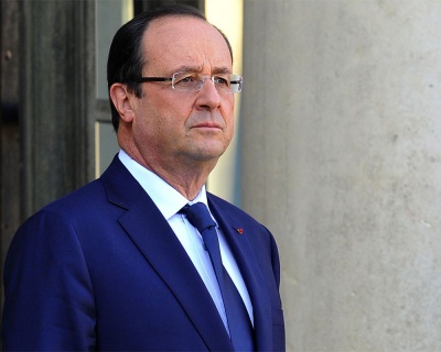 Президент Франції готовий переглянути конституцію