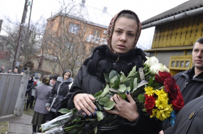 На Буковині поховали кіборга, який захищав Донецький аеропорт (ФОТО)