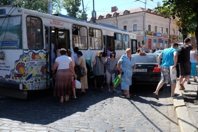 Жителям району готелю Черемош не вистачає тролейбусів